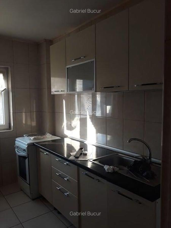 Apartament 2 Camere Semidecomandat Aparatorii Patriei - 2