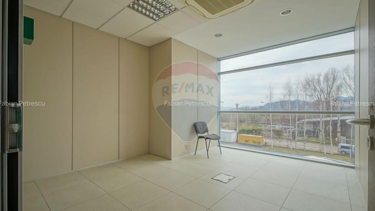 Spatiu de birouri 18-20 MP  Inchiriere regim termen lung - 13