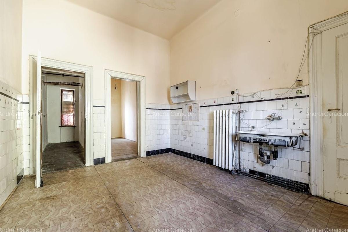 REZERVAT! Apartament cu 4 Camere în Palatul Bohuș, Arad - 8