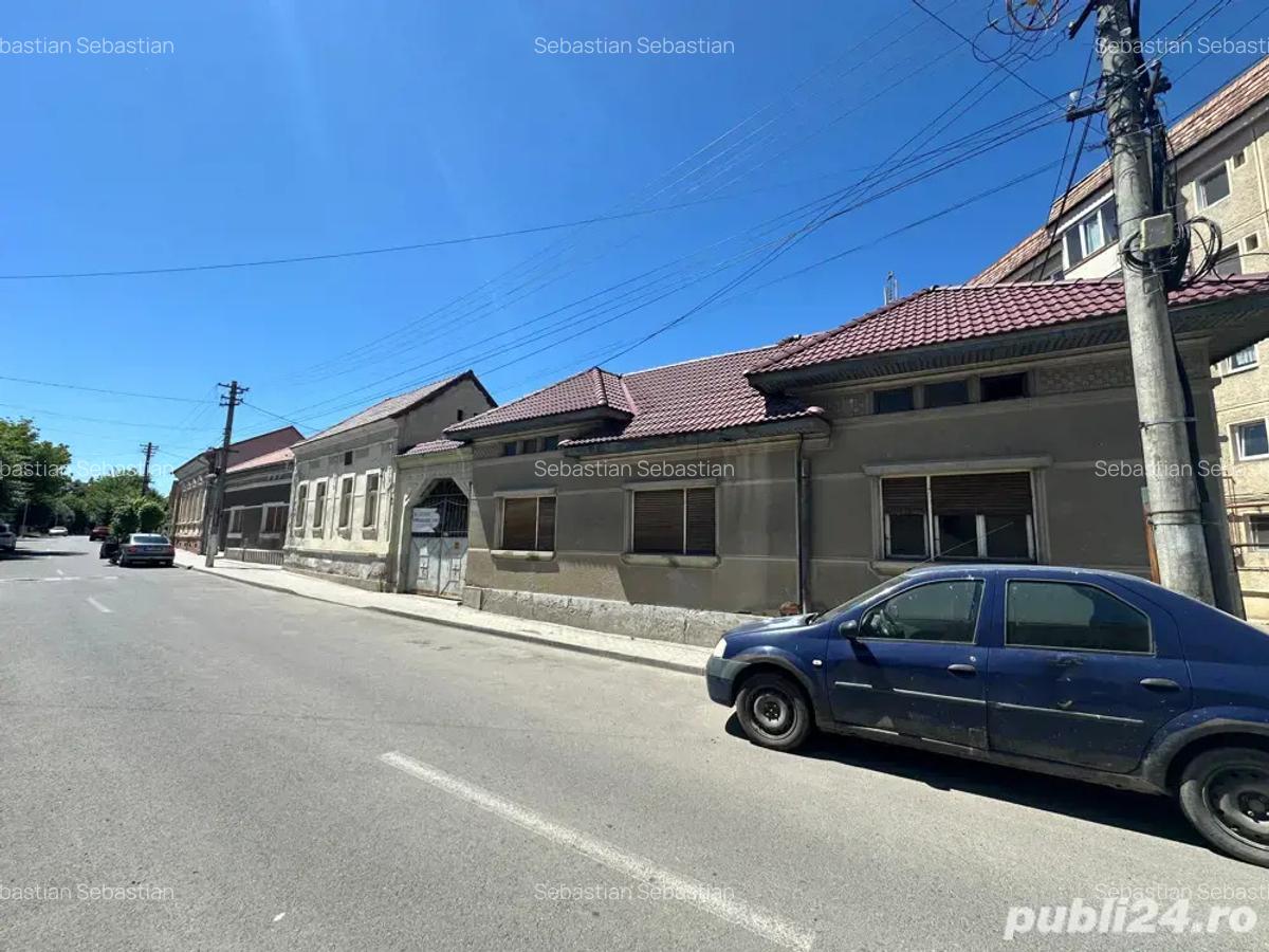 2 case de vanzare la pret de una in fagaras - 2