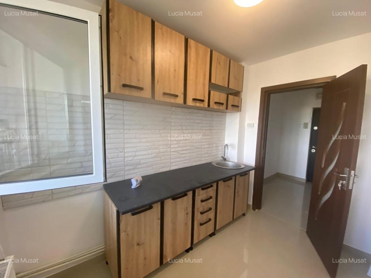 Abator - Apartament 3 camere renovat - 8