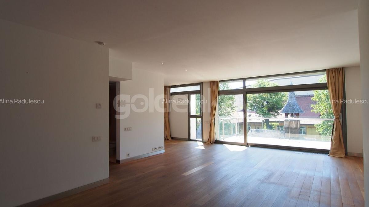 Apartament cu 4 camere decomandat în Kiseleff - 2