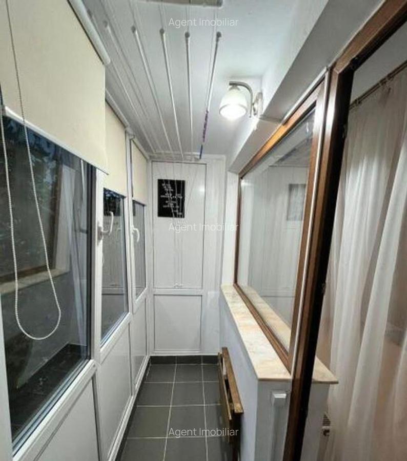 Dristor etaj 3 decomandat cu boiler - 5