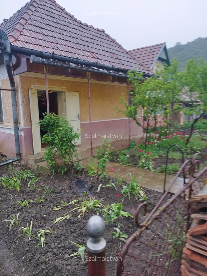 Vand casa cu 4 cam.in GALATENI - 7