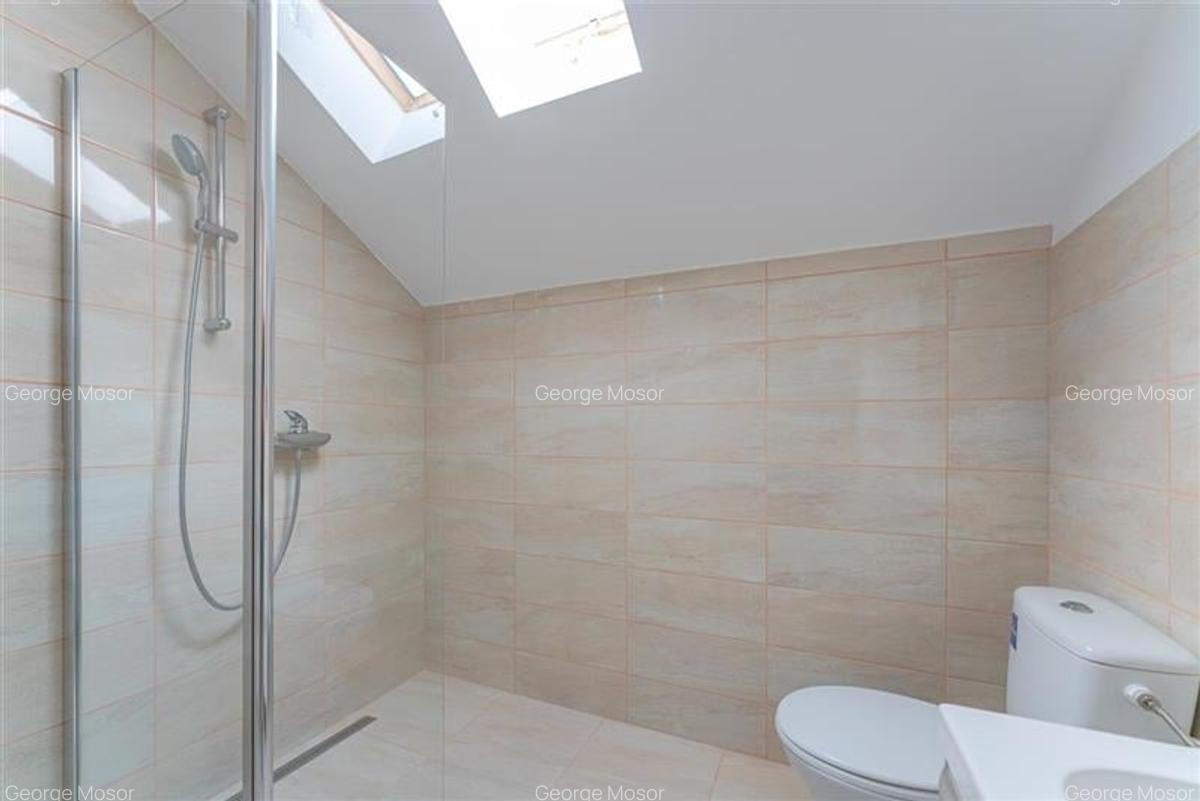 Proprietate eleganta, constructie noua, zona boema, Sanpetru, Brasov - 15