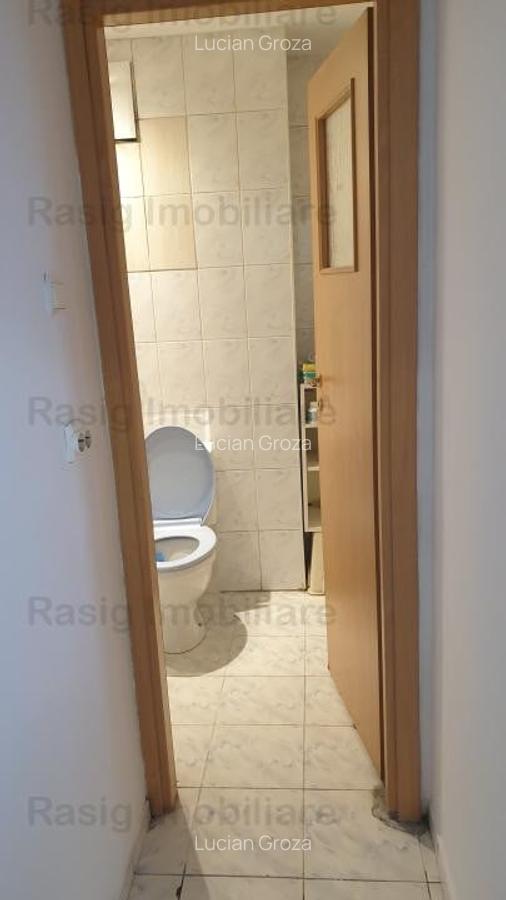 Apartament cu 4 camere decomandat în Lujerului - 5