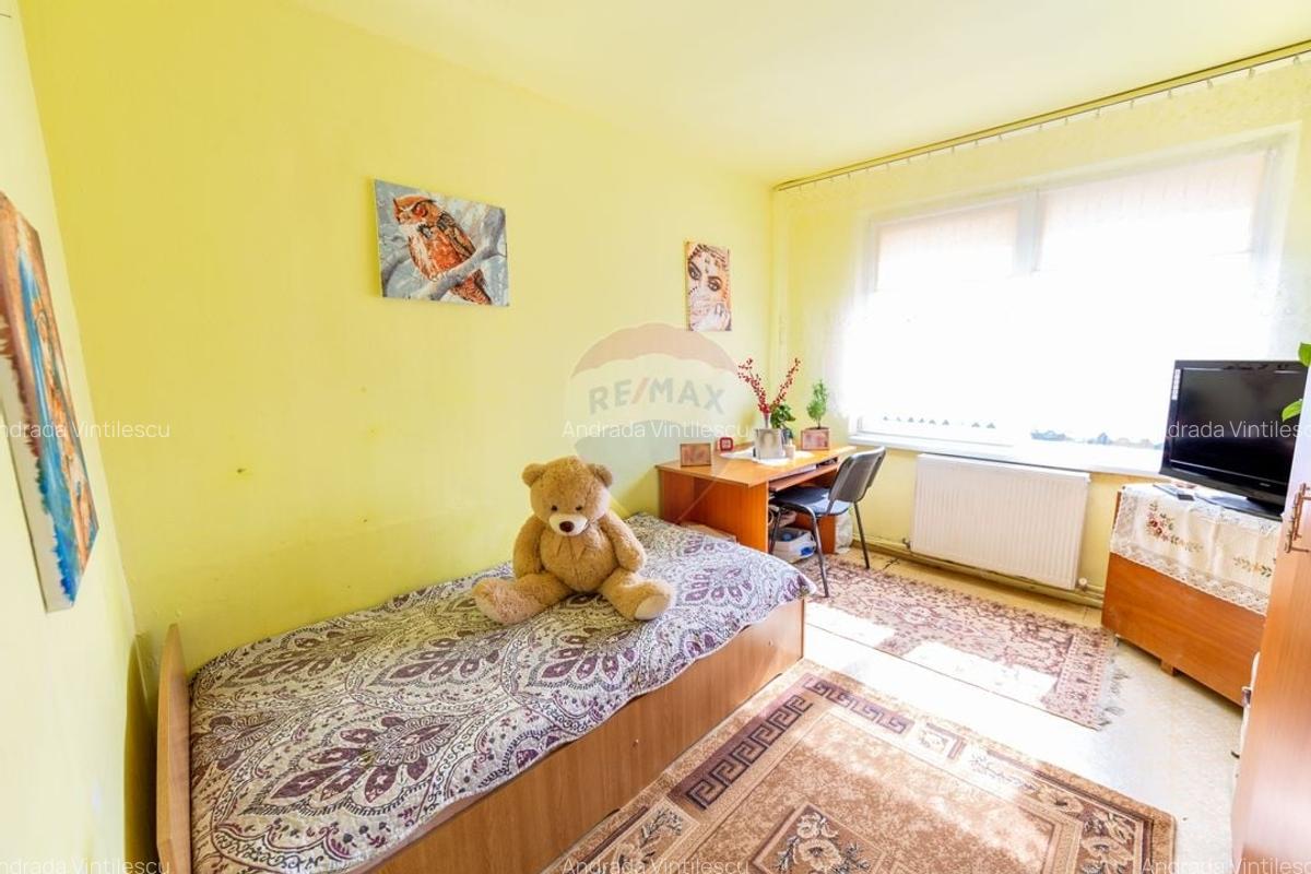 4 camere spatioase, etaj 1, zona verde si linistita - 3