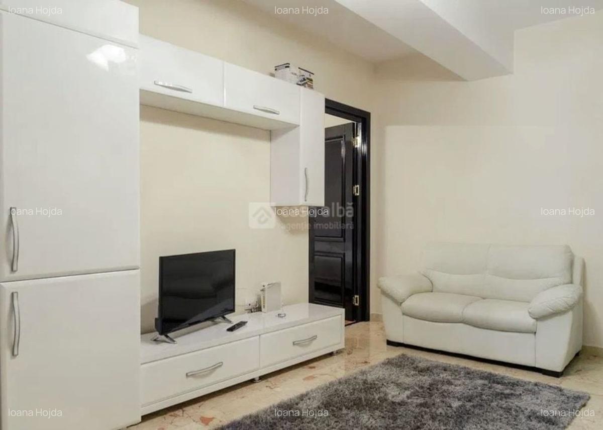 Apartament cu 2 camere semidecomandat, mobilat în Copou - 1