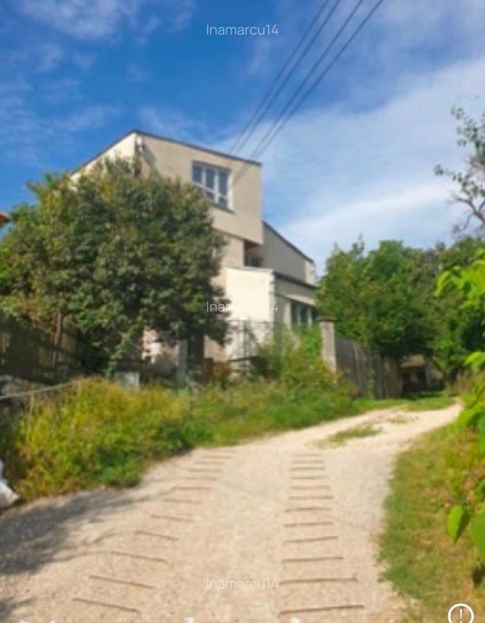 Casă cu panoramă  Str Horia - 4