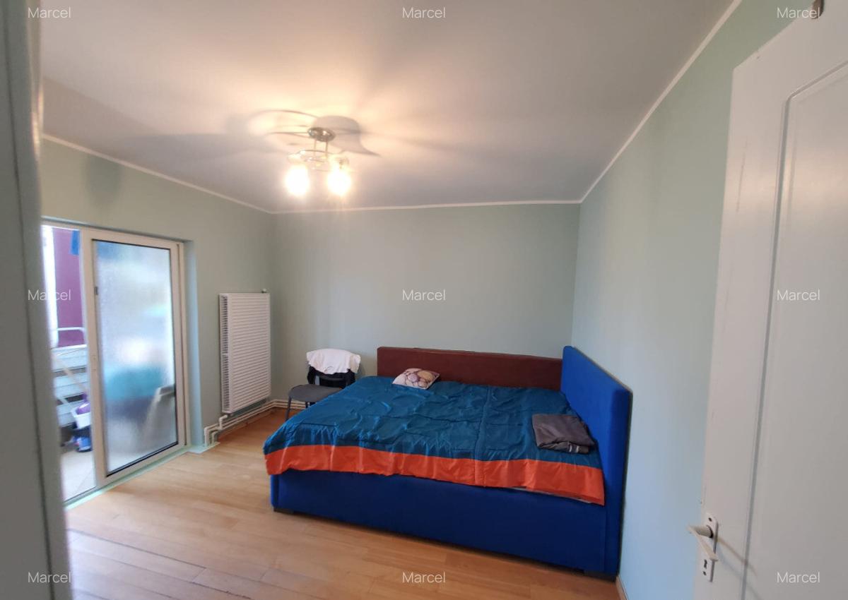 Apartament 3 camere, decomandat, 2 balcoane, 2 bai, 4/4, central - 2