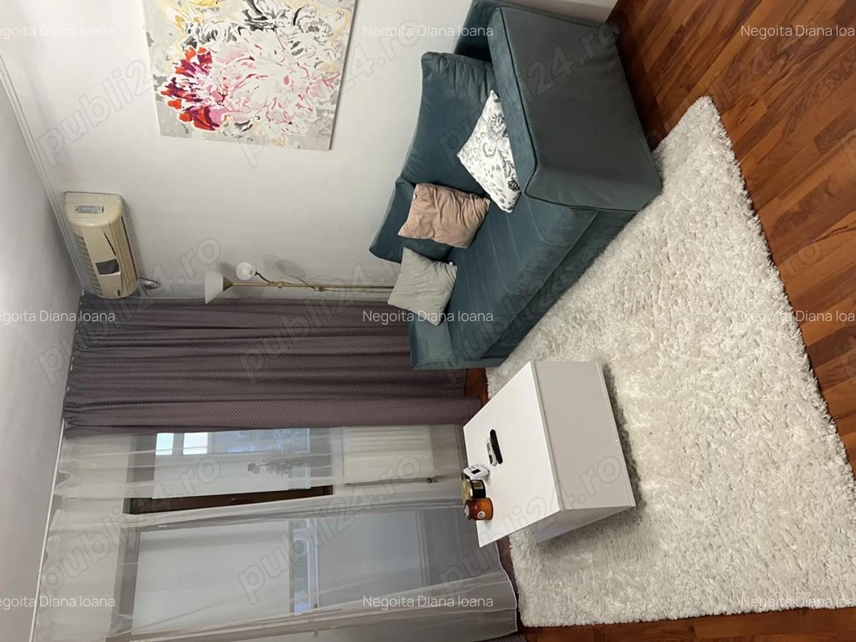 Inchiriez apartament de 2 camere - 1