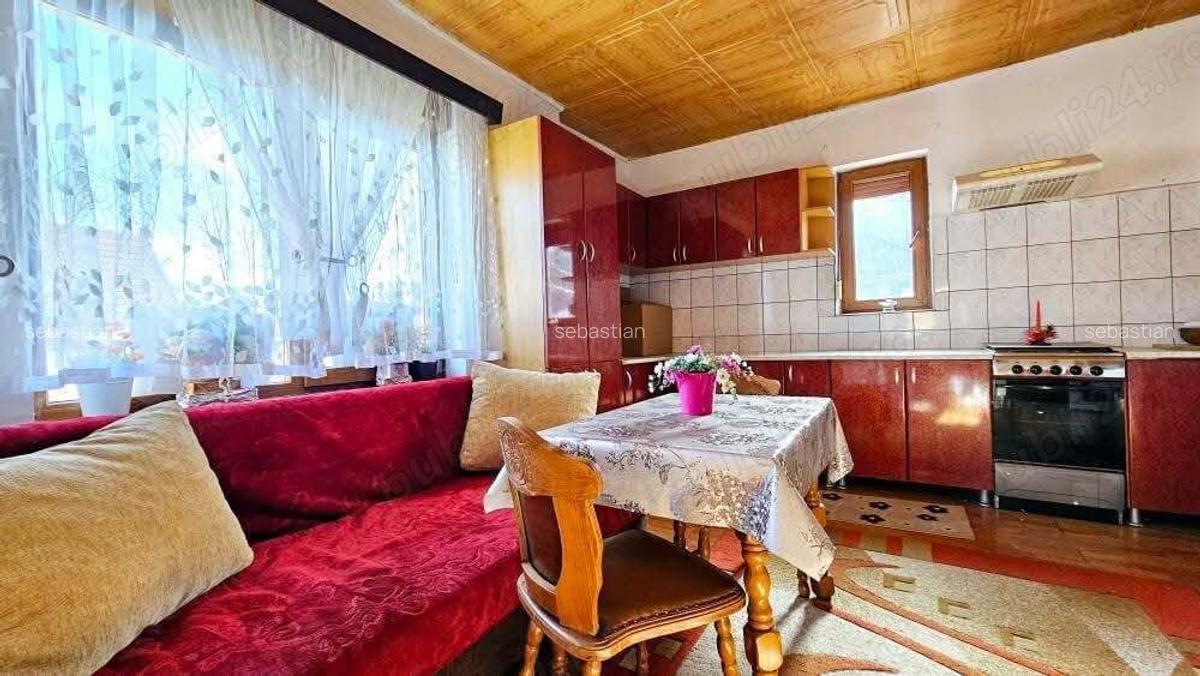 Casa de vanzare Parneava - 5