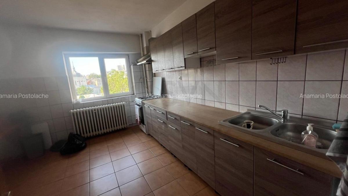 REA1025291 Apartament 5 camere l Decomandat l Unirii - 7