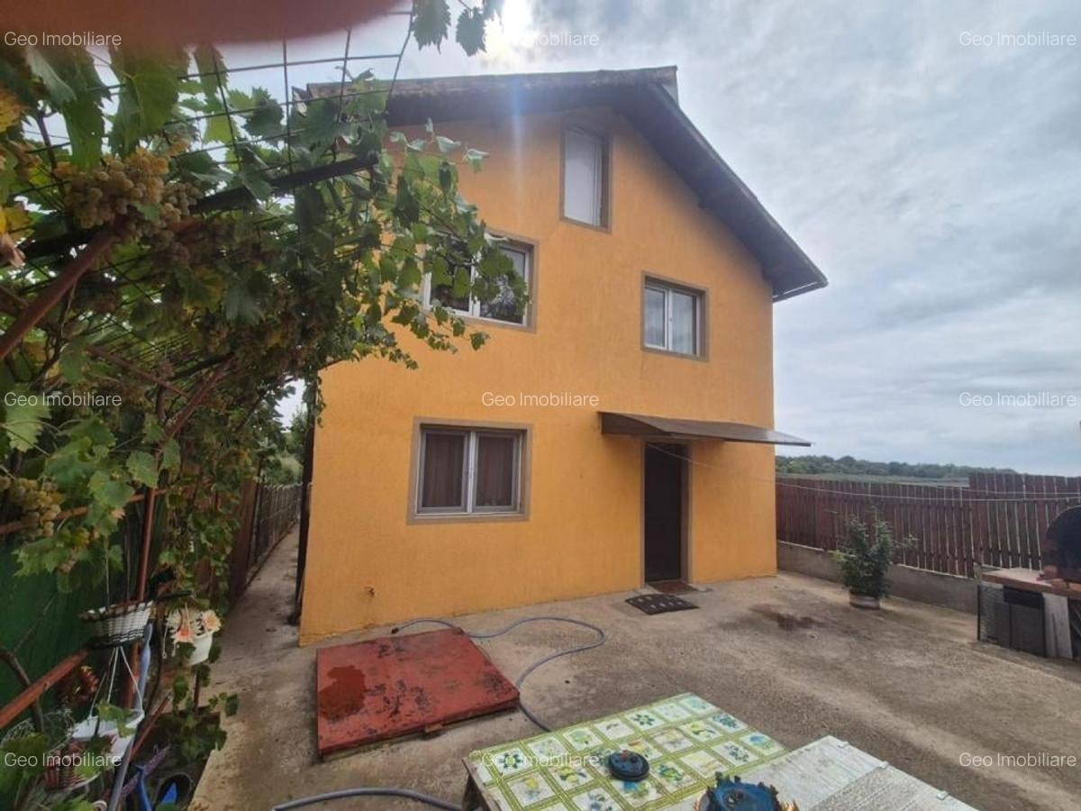Casa 56 km de Bucuresti- comuna Ileana, loc. Razoarelor - 1