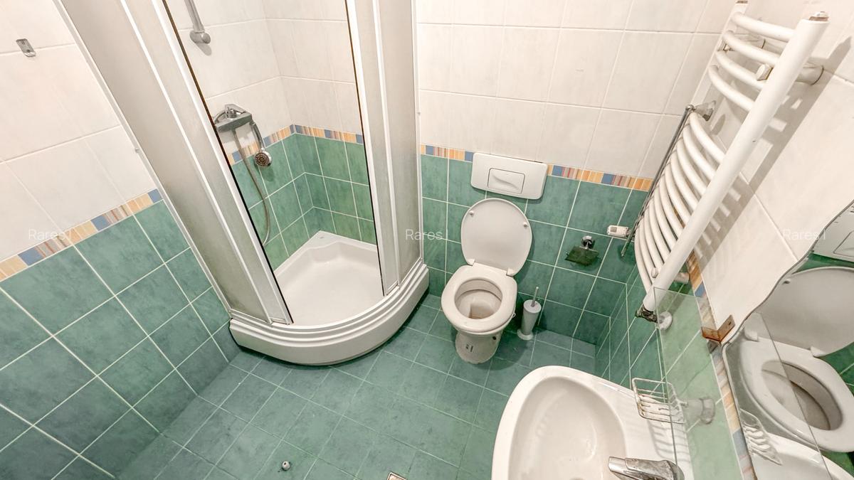 Apartament cu 3 camere decomandat în Vitan - 6