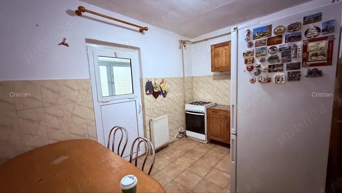 Proprietar, Apartament 3 camere, decomandat, etaj 2, 22 Decembrie 1989 (Piata Mica) - 6