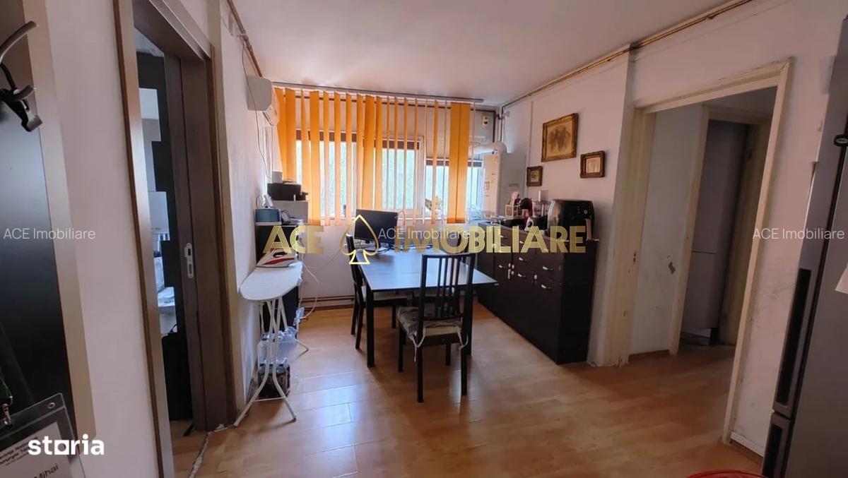2 Camere | Piata Delfinului | Centrala Proprie | Etaj Intermediar - 4