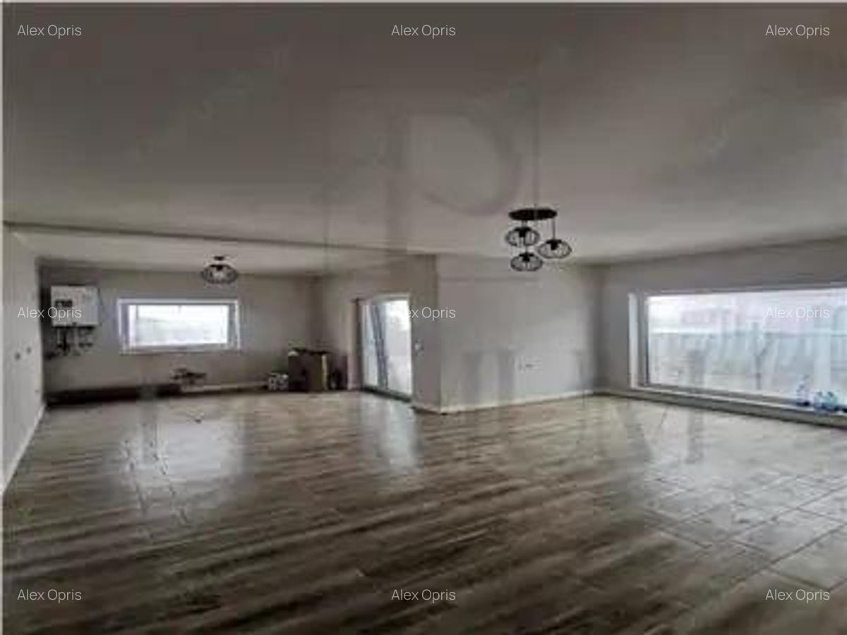 Duplex pe parter - 3 dormitoare - finalizat - toate utilitatile - suprafete mari - 7