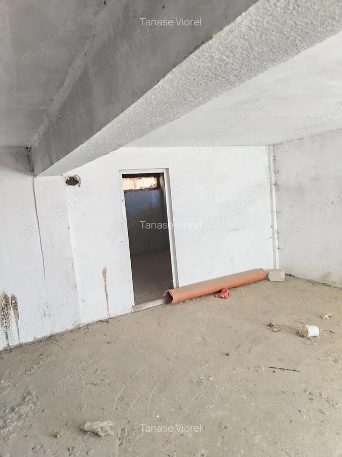 Casa la rosu de vanzare in Constanta - 3 Casa la rosu de vanzare in Constanta - 3