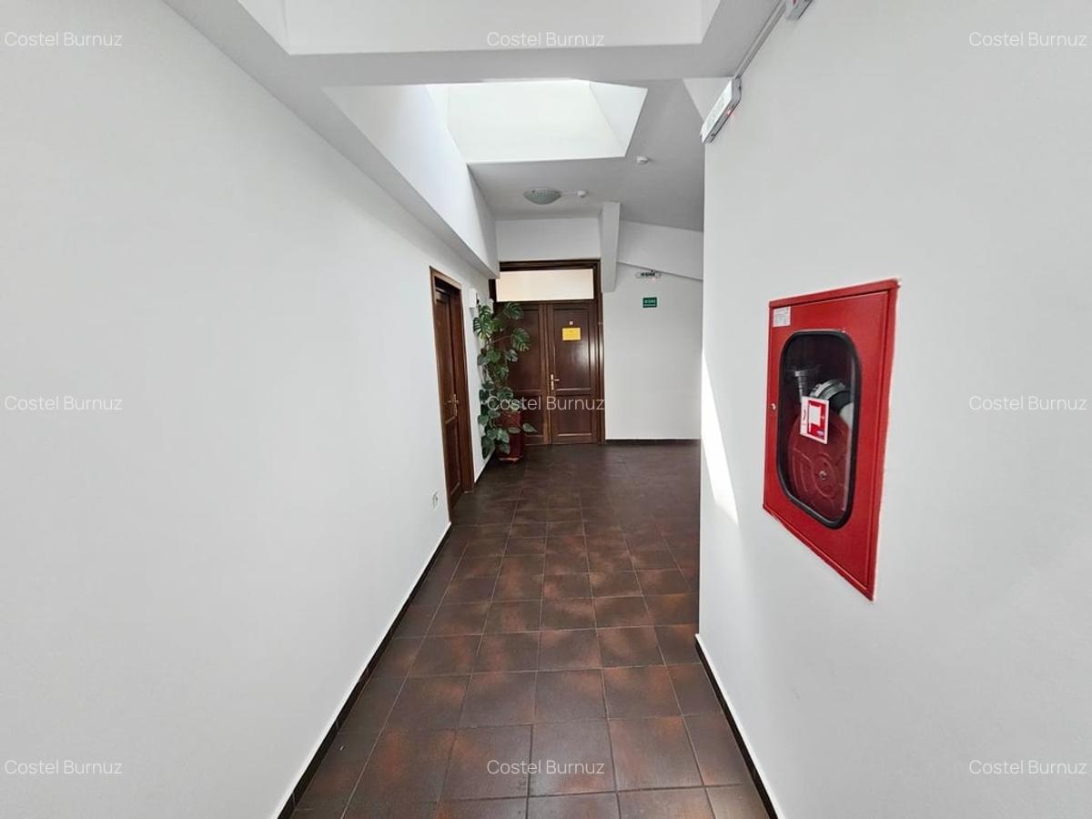 Spatii pentru birou, complet amenajate,bulevardul Stefan cel Mare - 4