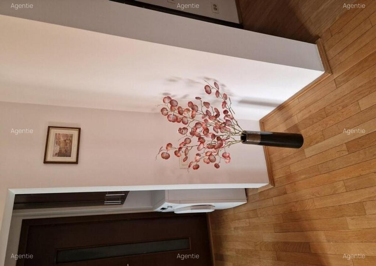 Decebal, Apartament 4 camere. - 2