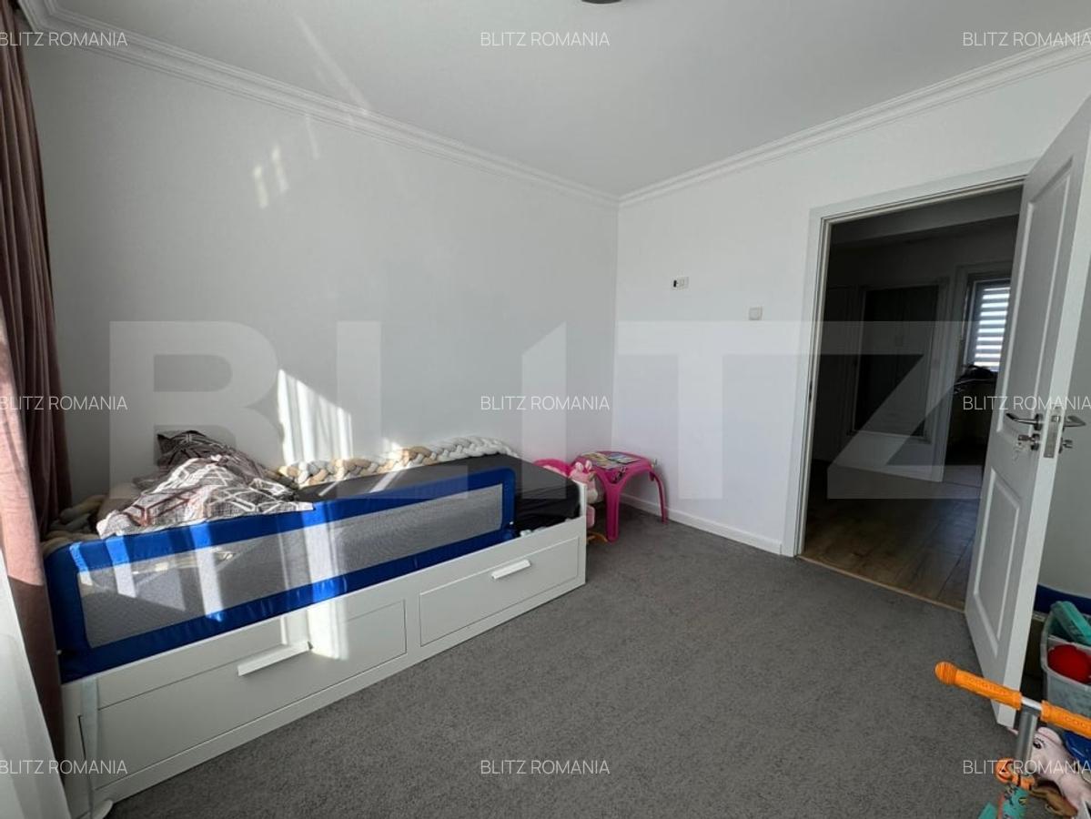 Apartament cu 3 camere decomandat, 70 mp, zona Decebal - 7