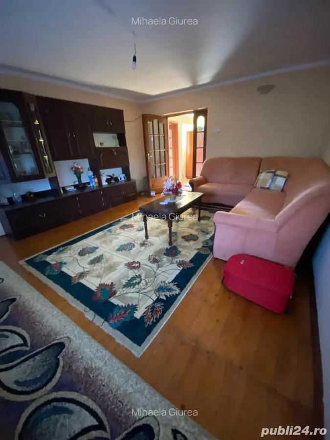 Vand casa Uivar, jud Timis 2200mp - 3