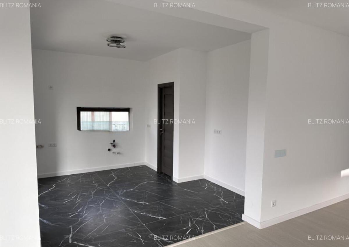 Casa Parter Finisata la Cheie, Living Luminos ?i Curte Ma - 3