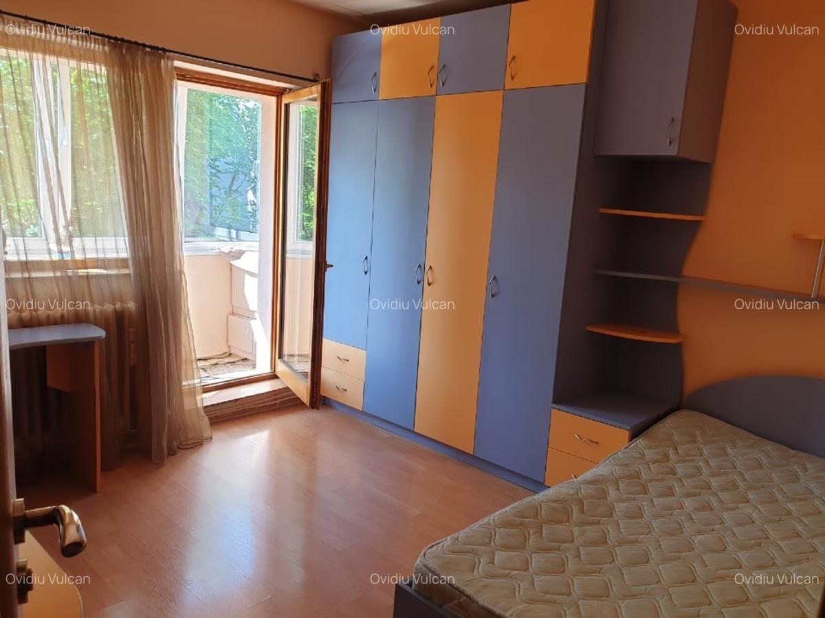 Persoana fizica vand 3 camere cartier Zorilor - 14