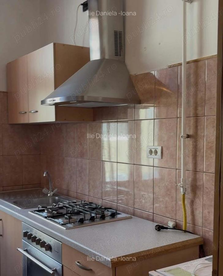 De vanzare apartament 2 camere ,ultracentral ,la casa - 2