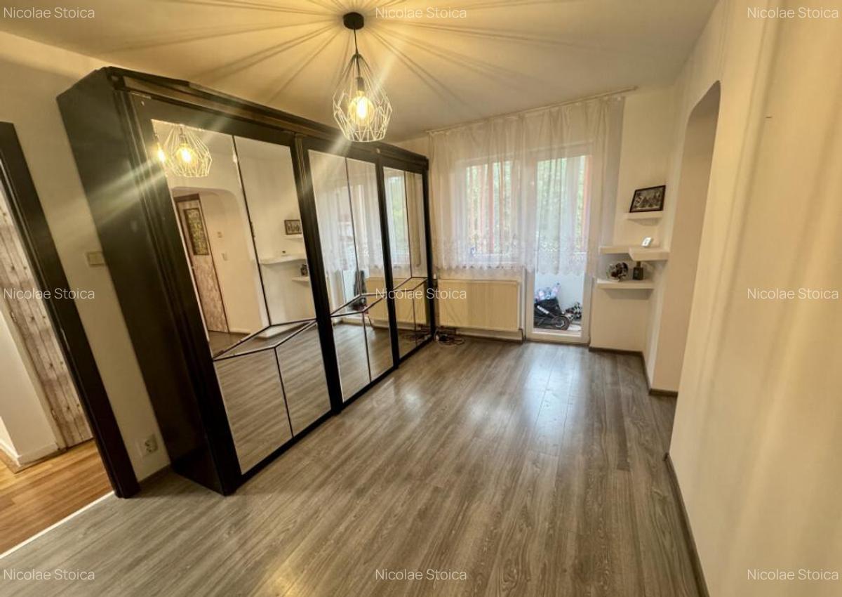 Apartament 3 camere etajul 2 - 4