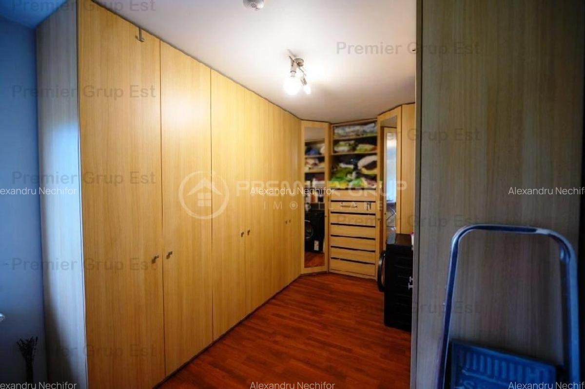 Casă cu 5 camere în Central - 7