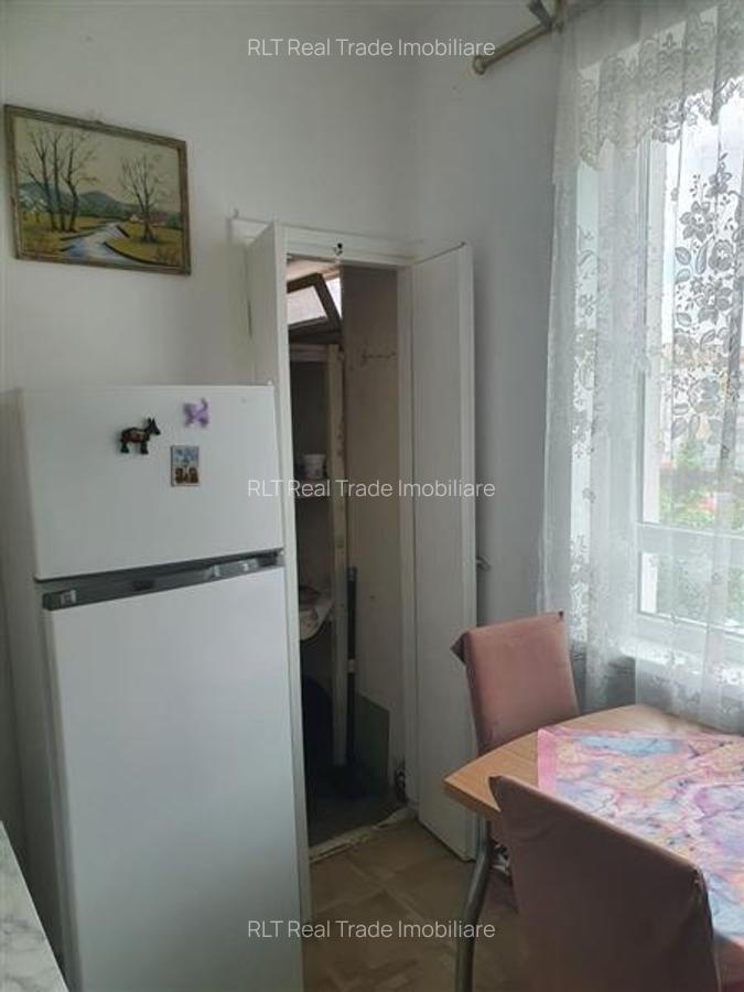 Apartament 2 camere decomandat etajul 1 Tractorul - 5