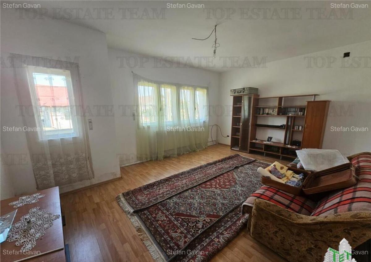 Vila spatioasa 6camere garaj in centru Bolintin-Deal - 4