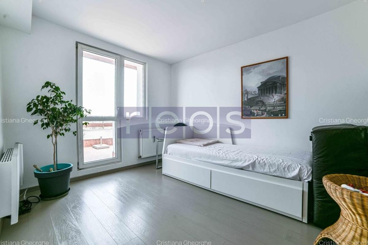Apartament cu 5 camere decomandat, mobilat în Decebal - 12