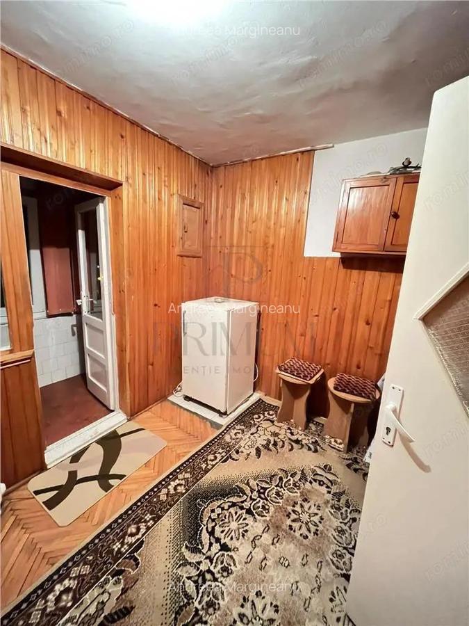 PLAVAT 2 - 2 Camere - Decomandat - Suprafata mare - Zona excelenta - 2