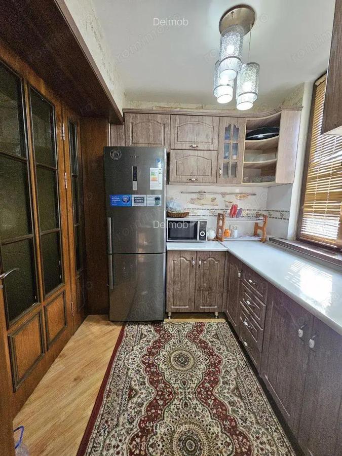 Apartament cu 3 camere in zona Astra - 5