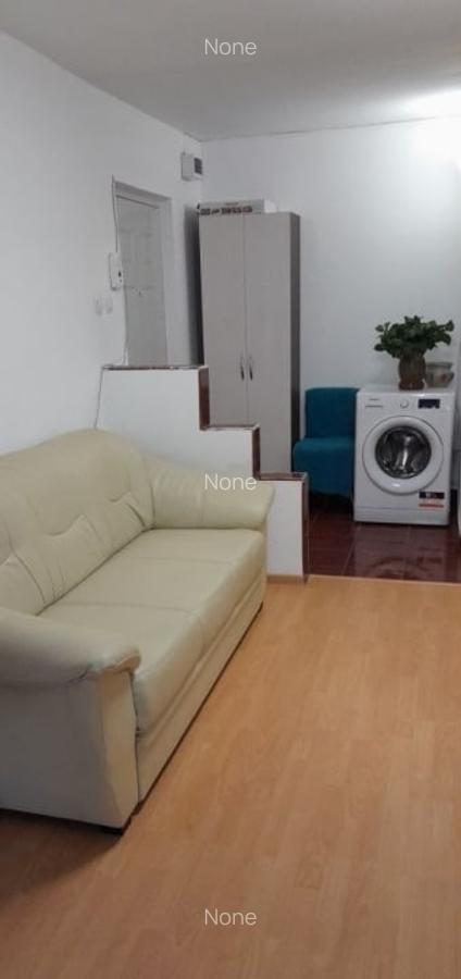 Garsoniera 32mp, finisata modern, Intre Lacuri - 1