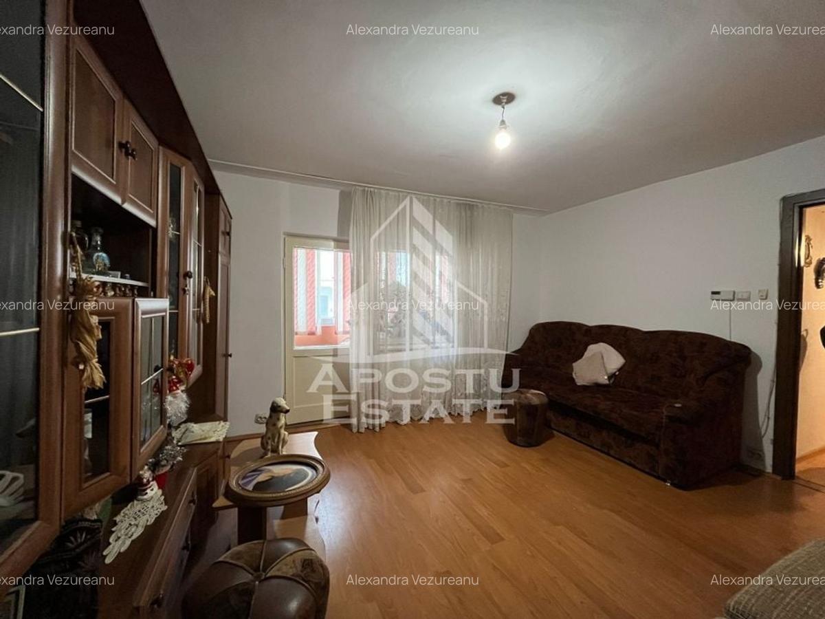 Apartament cu 3 camere decomandat, mobilat în Soarelui - 2