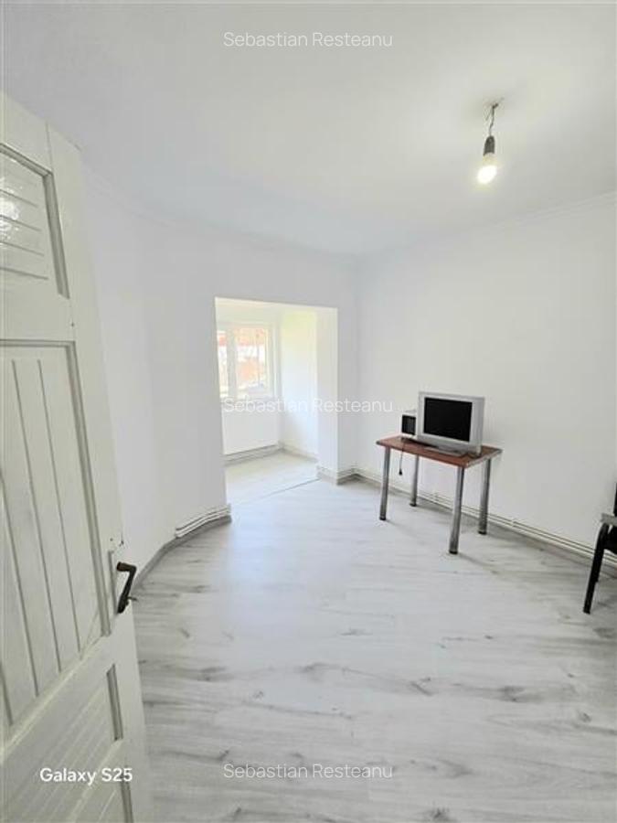 Apartament 2 Camere, Decomandat, Navodari - 13
