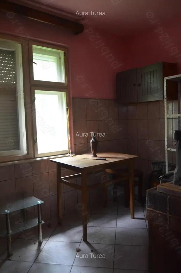 Bran-Casa de locuit cu 3 camere si teren - 9