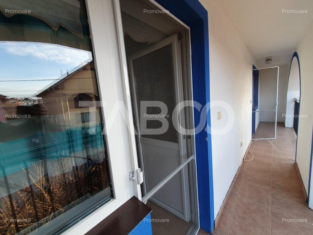 Casa individuala cu 7 camere 2 fronturi 1000 mp teren in Sura Mare - 22