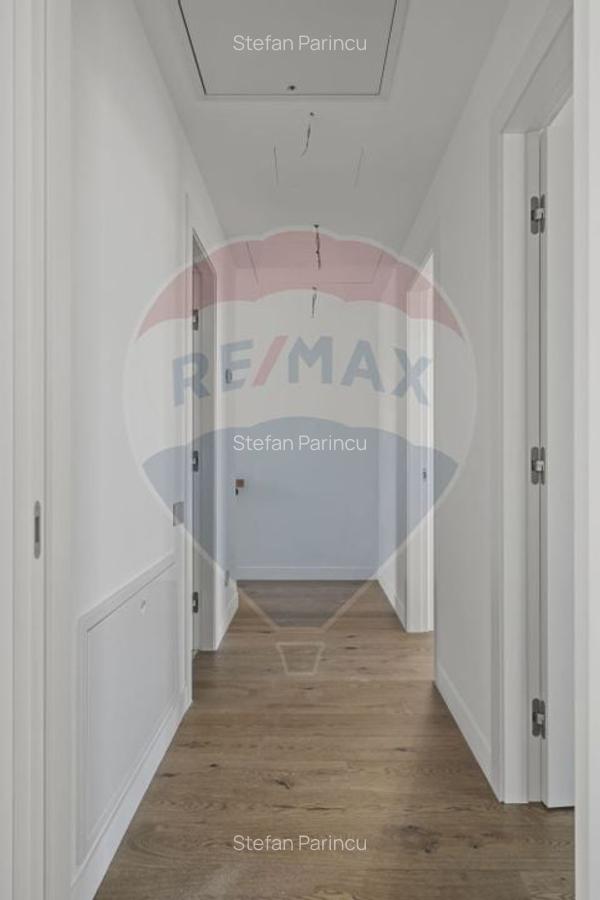 Vila superba de vanzare cu 5 camere in Tunari - Amber Forest - 25