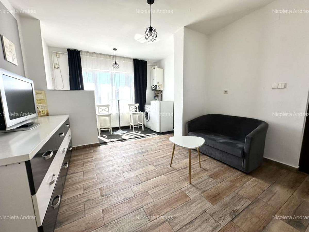 Apartament spatios, 2 camere - ideal pentru familie sau investitie - 2