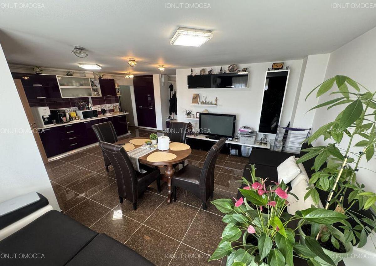 Apartament 3 camere zona Inel 2 - 7