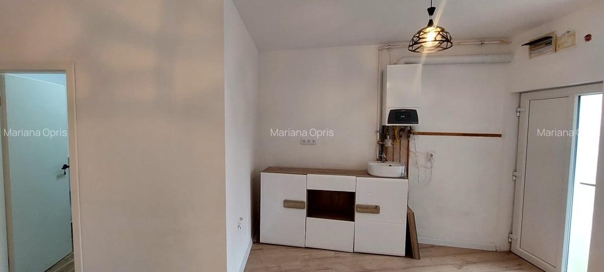 Studio modern  34mp utili, la curte , spre vanzare  Central - 3