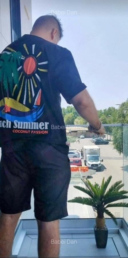 PRIMUL RÂND LA MARE - Vând ori Schimb Apartament Exclusivist cu Parcare Subteran - 3