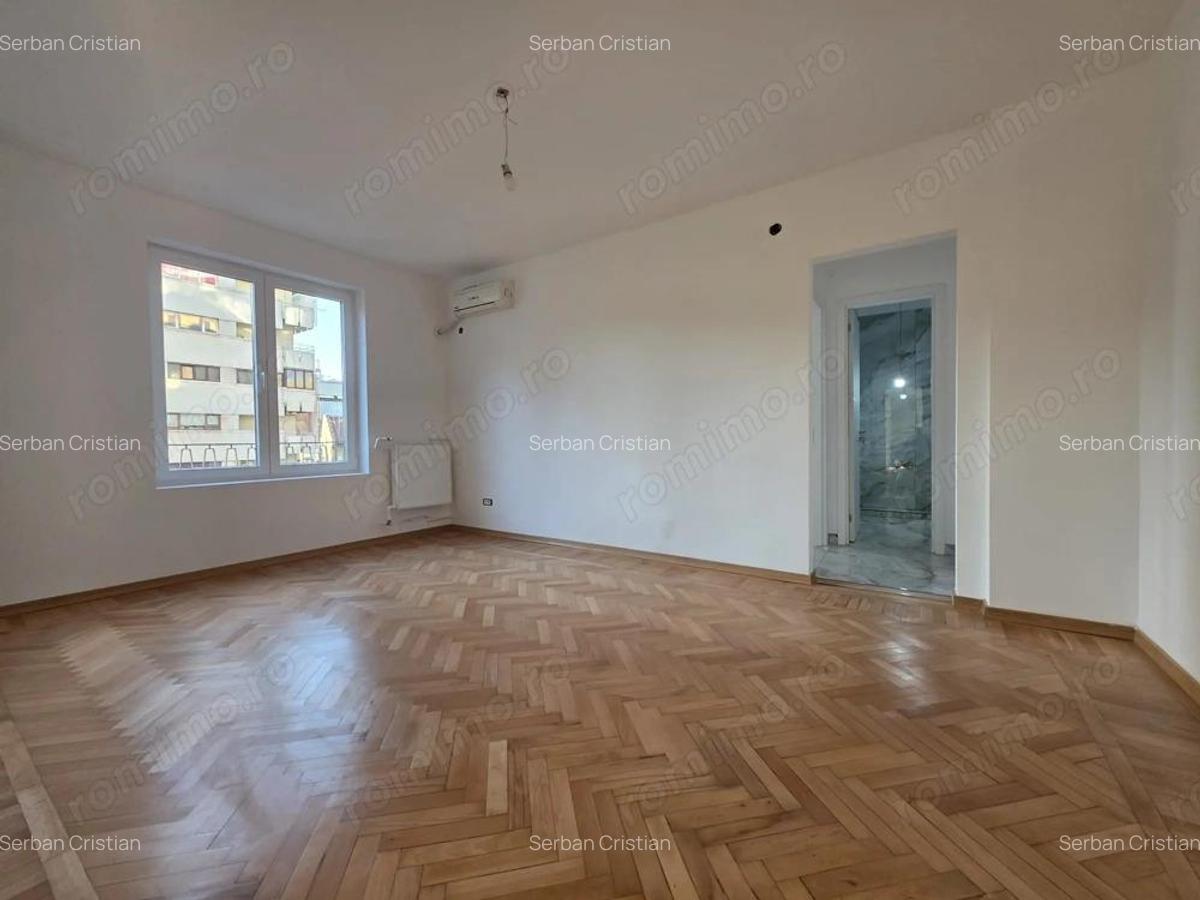 Romana Coloane apartament 3 camere de vanzare - 21