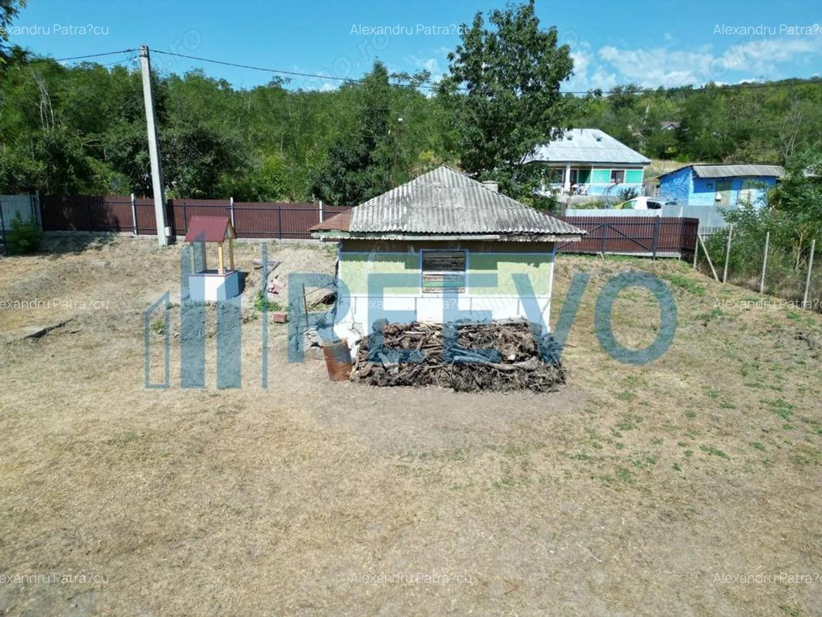 Casa ?i teren de vanzare in Parincea jud. Bacau. - 9