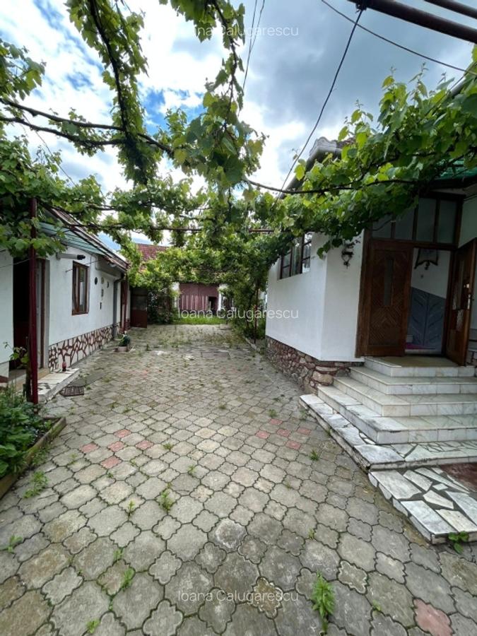 Casa individuala, 6 camere | 2109 mp teren |, localitatea Rusi, judetul Sibiu - 1 Casa individuala, 6 camere | 2109 mp teren |, localitatea Rusi, judetul Sibiu - 1